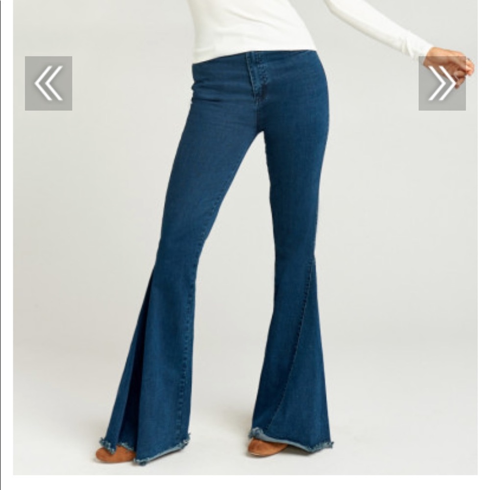 Mumu Blue Berkley Bells ZIP Up Jeans